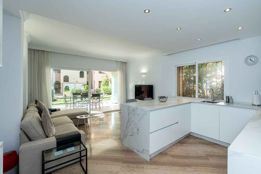 Apartamentos de 3 dormitorios en venta en Elviria – R4887376 Apartamentos de 3 dormitorios en venta en Elviria – R4887376