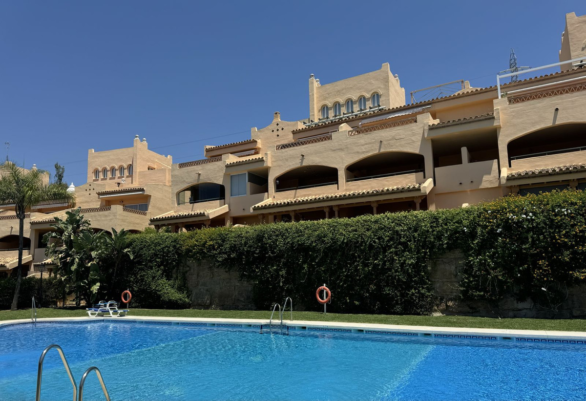 Apartamentos de 3 dormitorios en venta en Elviria – R4937086 Apartamentos de 3 dormitorios en venta en Elviria – R4937086