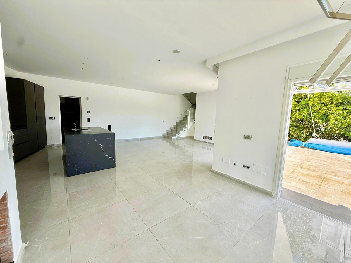 5 bedroom Villas for sale in Benahavís – R5441470 5 bedroom Villas for sale in Benahavís – R5441470