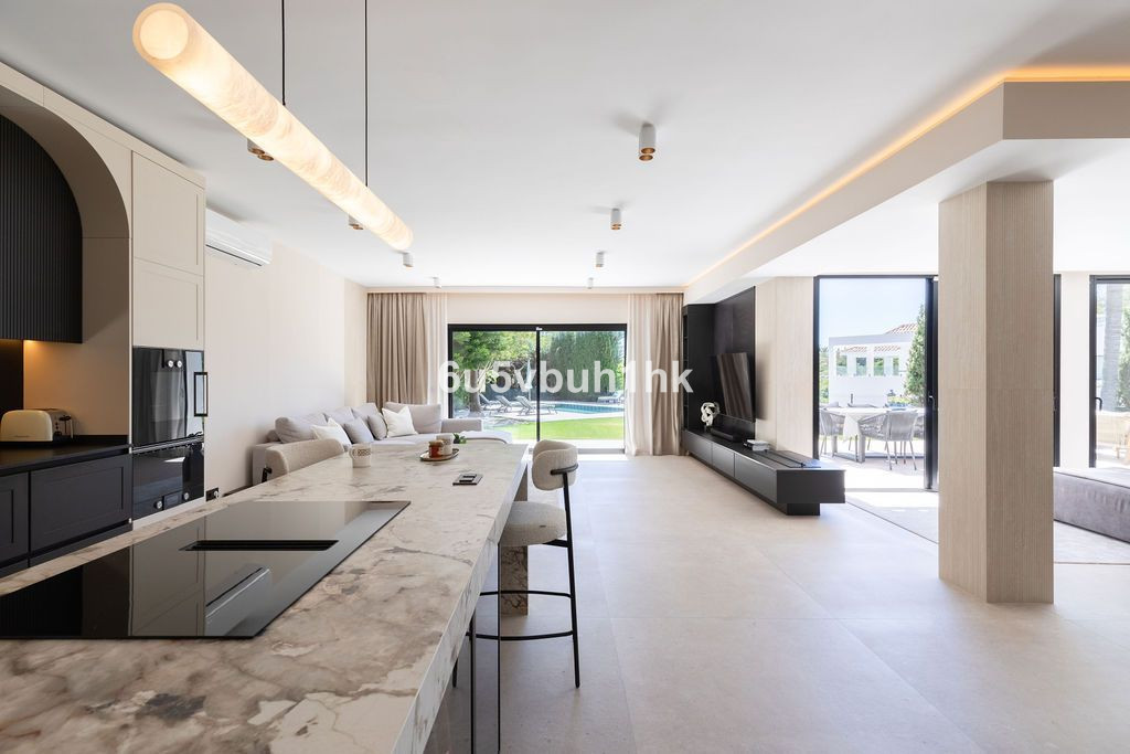 Villas de 6 dormitorios en venta en Benahavís – R5366593 Villas de 6 dormitorios en venta en Benahavís – R5366593