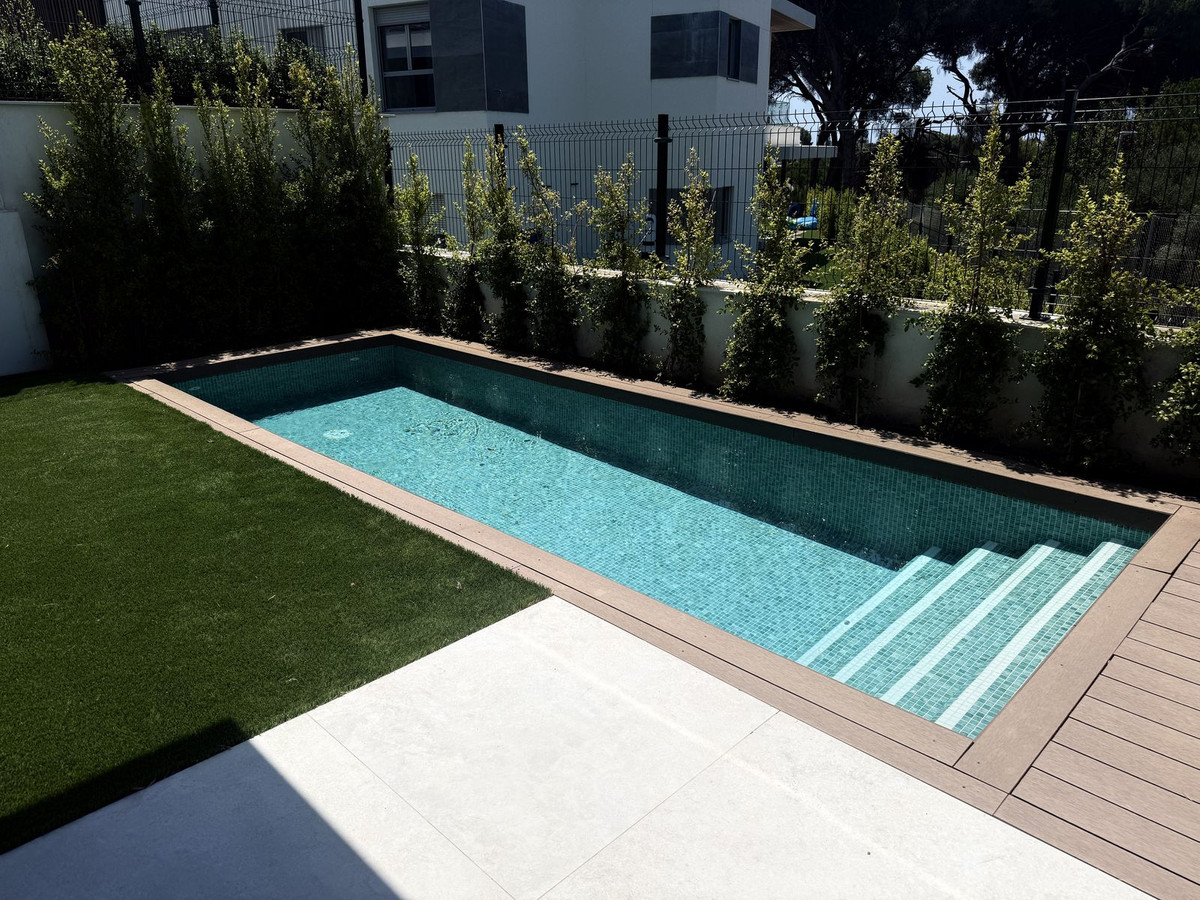 Apartamentos de 4 dormitorios en venta en Marbella – R5250190 Apartamentos de 4 dormitorios en venta en Marbella – R5250190