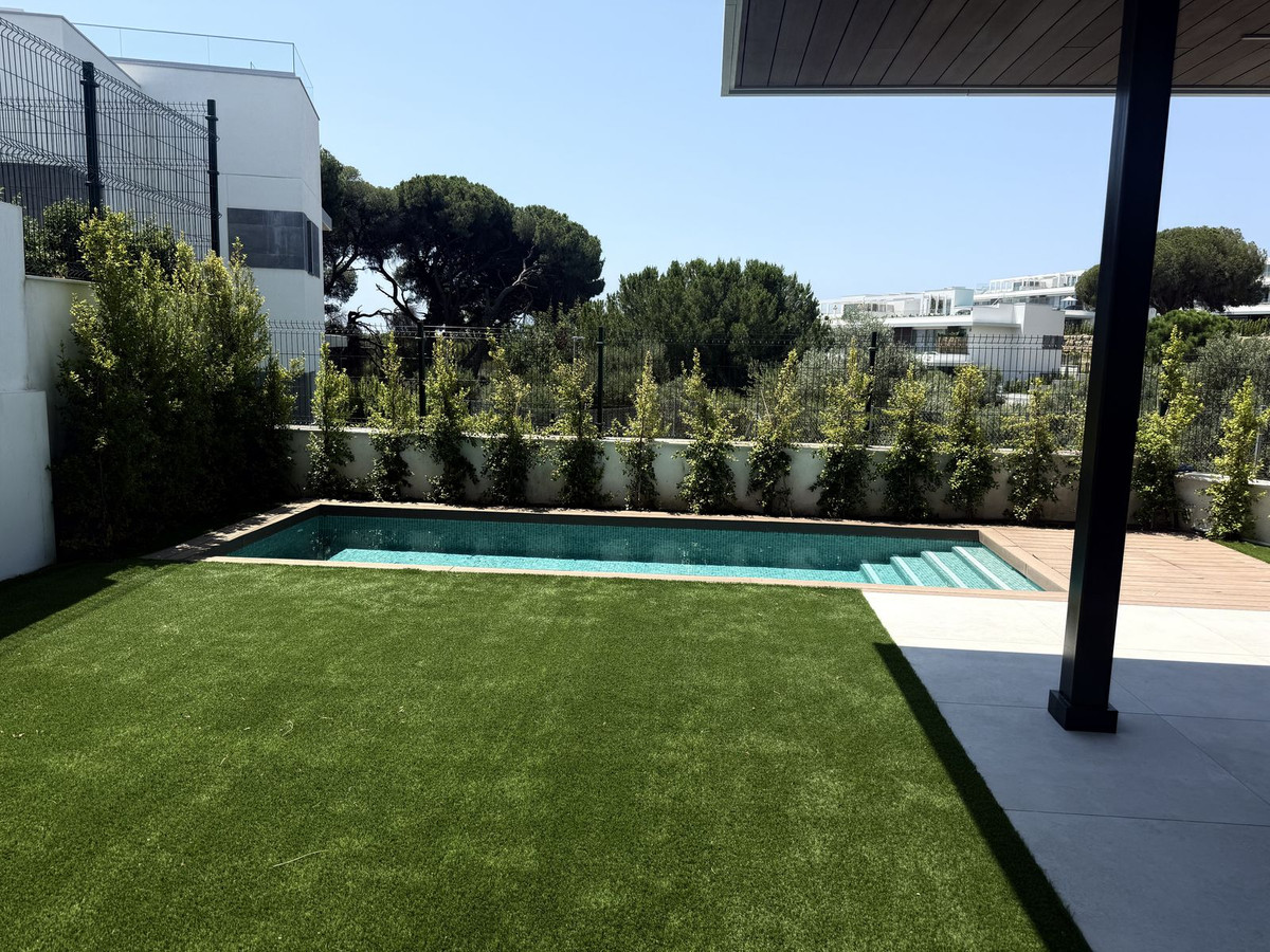 Apartamentos de 4 dormitorios en venta en Marbella – R5250190 Apartamentos de 4 dormitorios en venta en Marbella – R5250190