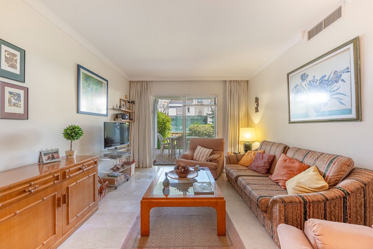 Apartamentos de 2 dormitorios en venta en Nueva Andalucía – R5155369 Apartamentos de 2 dormitorios en venta en Nueva Andalucía – R5155369