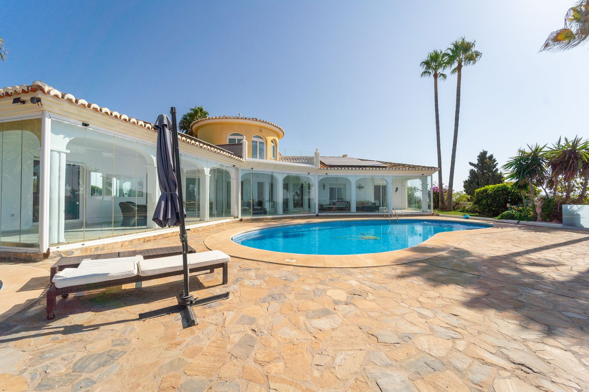 Villas de 5 dormitorios en venta en Mijas – R5189068 Villas de 5 dormitorios en venta en Mijas – R5189068
