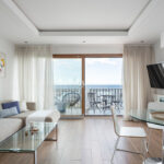 2 bedroom Penthouses for sale in Puerto Banús – R5041645 2 bedroom Penthouses for sale in Puerto Banús – R5041645