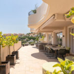 Apartamentos de 4 dormitorios en venta en Nueva Andalucía – R5286649 Apartamentos de 4 dormitorios en venta en Nueva Andalucía – R5286649
