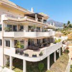 Apartamentos de 4 dormitorios en venta en Nueva Andalucía – R5286649 Apartamentos de 4 dormitorios en venta en Nueva Andalucía – R5286649
