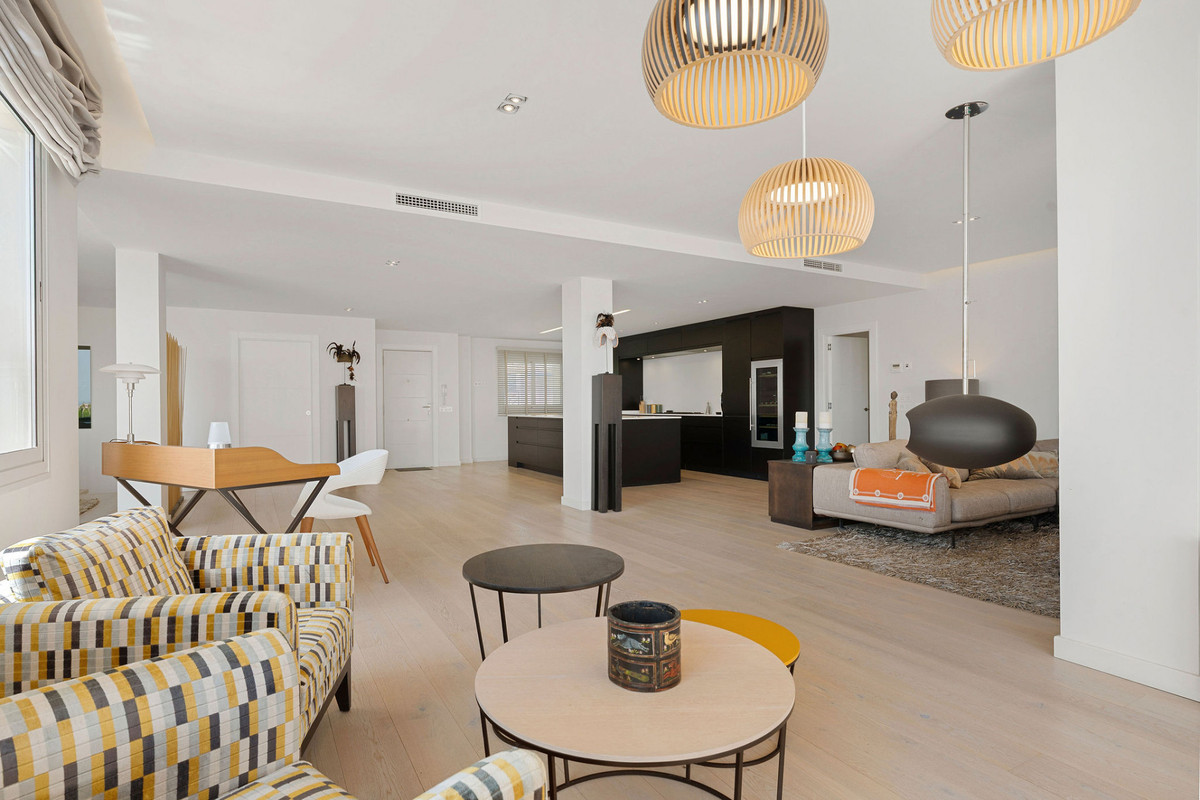 Apartamentos de 4 dormitorios en venta en Nueva Andalucía – R5286649 Apartamentos de 4 dormitorios en venta en Nueva Andalucía – R5286649