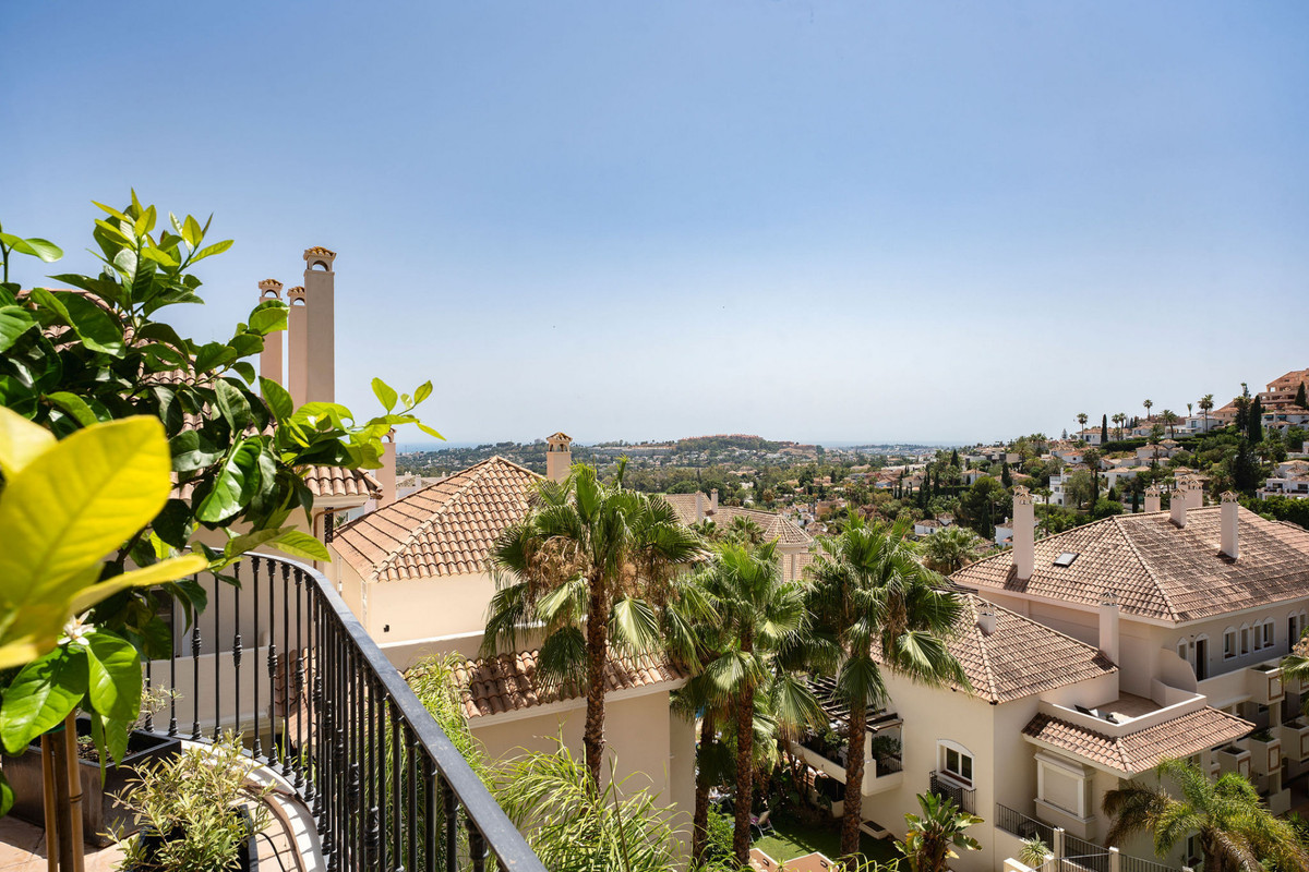 Apartamentos de 4 dormitorios en venta en Nueva Andalucía – R5286649 Apartamentos de 4 dormitorios en venta en Nueva Andalucía – R5286649