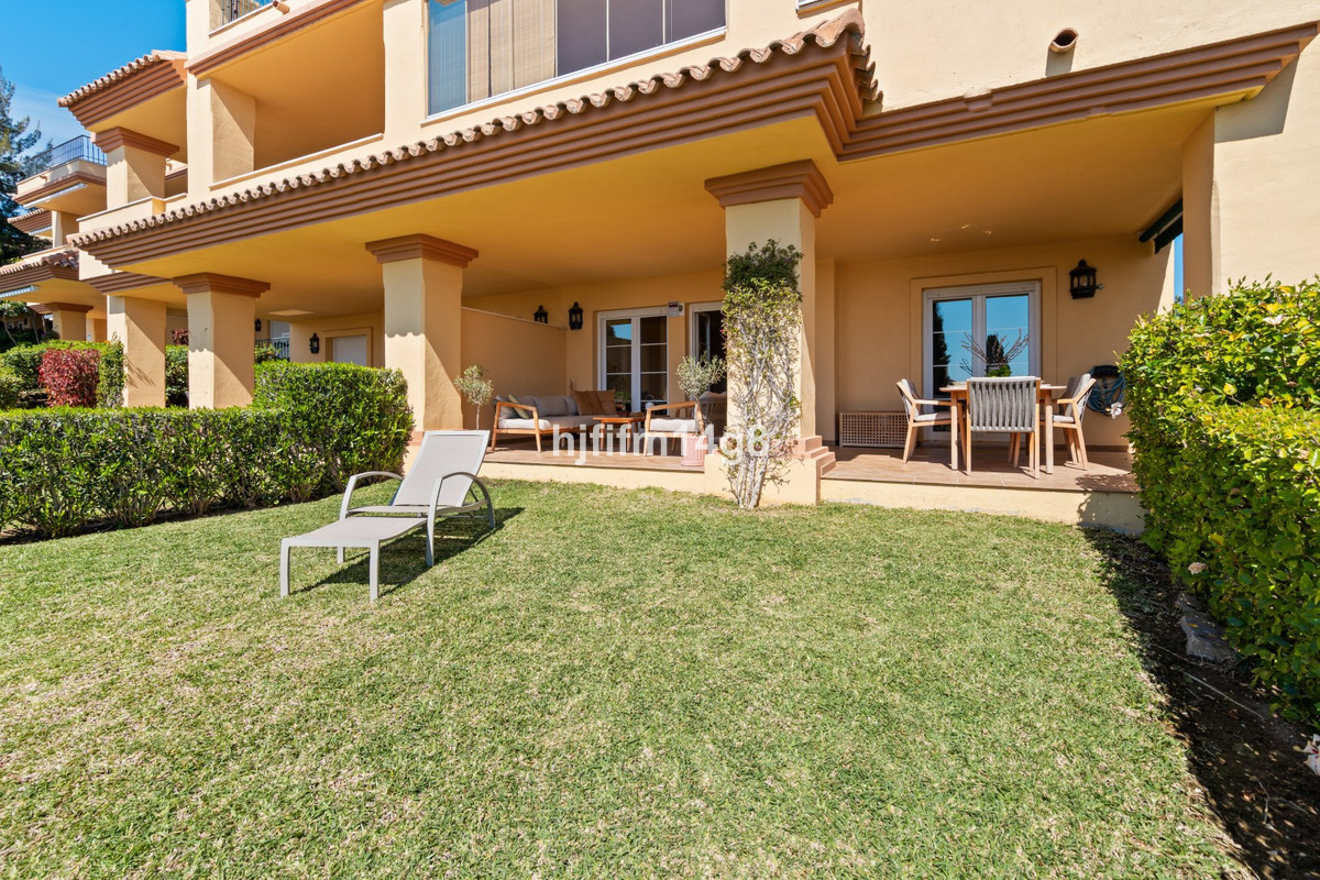 Apartamentos de 2 dormitorios en venta en Nueva Andalucía – R5449960 Apartamentos de 2 dormitorios en venta en Nueva Andalucía – R5449960