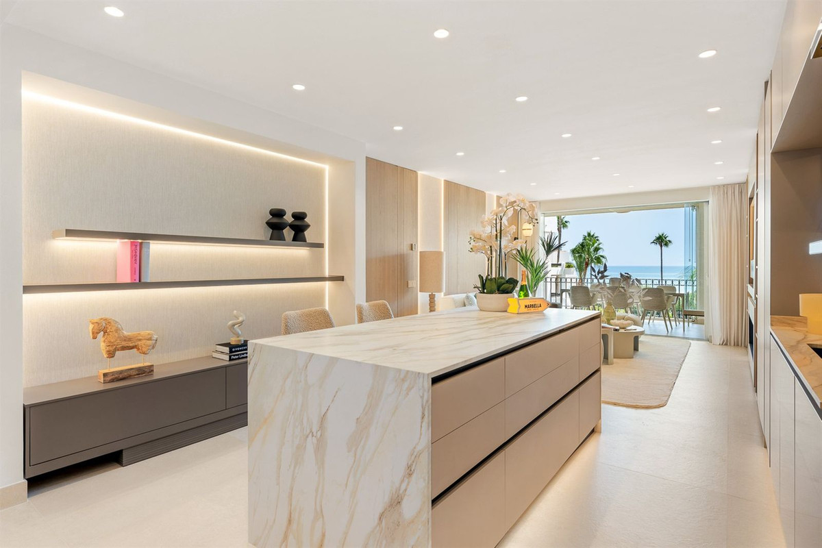 3 bedroom Apartments for sale in Nueva Milla de Oro – R5007910 3 bedroom Apartments for sale in Nueva Milla de Oro – R5007910