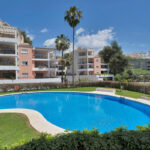 Apartamentos de 3 dormitorios en venta en Nueva Andalucía – R5442127 Apartamentos de 3 dormitorios en venta en Nueva Andalucía – R5442127