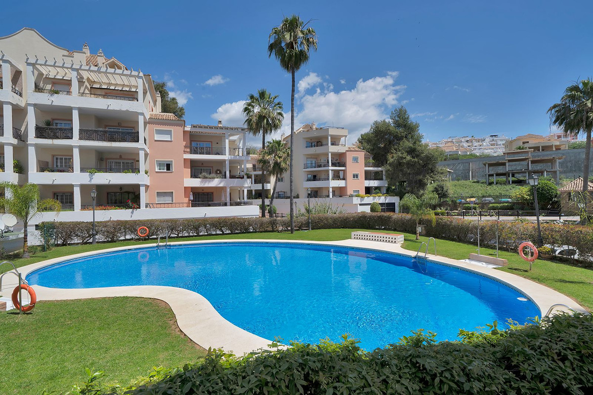 Apartamentos de 3 dormitorios en venta en Nueva Andalucía – R5442127 Apartamentos de 3 dormitorios en venta en Nueva Andalucía – R5442127