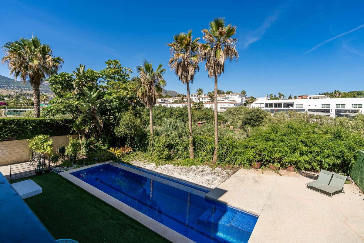 Villas de 5 dormitorios en venta en Mijas – R5417203 Villas de 5 dormitorios en venta en Mijas – R5417203