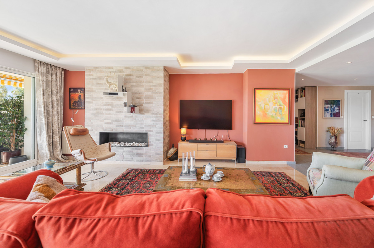 Apartamentos de 4 dormitorios en venta en Guadalmina Alta – R5349172 Apartamentos de 4 dormitorios en venta en Guadalmina Alta – R5349172