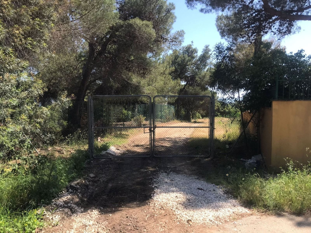Plots for sale in Hacienda Las Chapas – R4069777 Plots for sale in Hacienda Las Chapas – R4069777