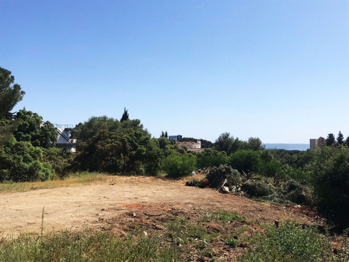 Plots for sale in Hacienda Las Chapas – R4069777 Plots for sale in Hacienda Las Chapas – R4069777