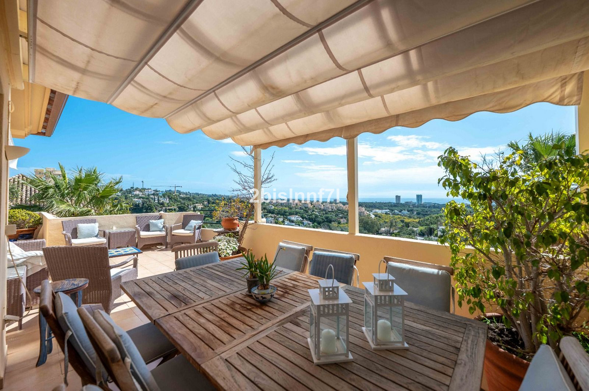 Apartamentos de 3 dormitorios en venta en Elviria Hills – R5337391 Apartamentos de 3 dormitorios en venta en Elviria Hills – R5337391