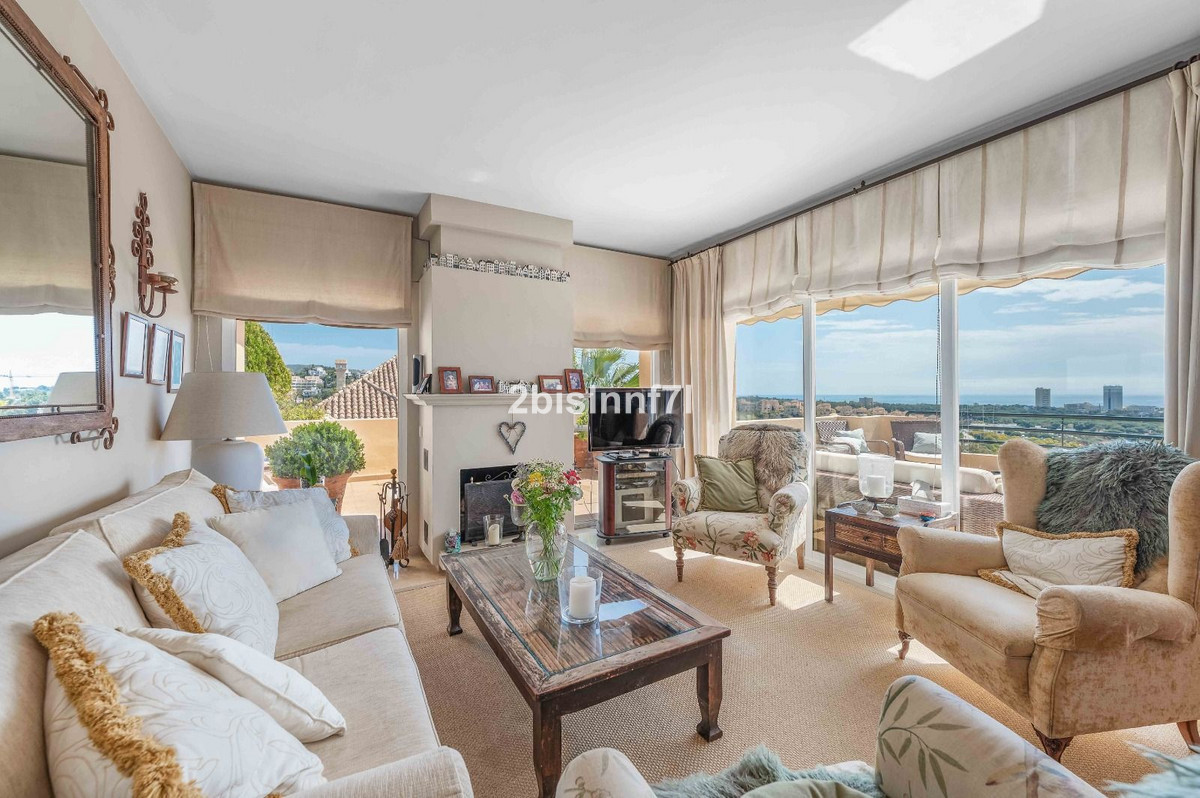 Apartamentos de 3 dormitorios en venta en Elviria Hills – R5337391 Apartamentos de 3 dormitorios en venta en Elviria Hills – R5337391