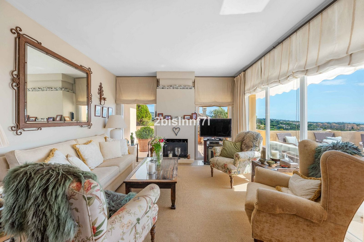 Apartamentos de 3 dormitorios en venta en Elviria Hills – R5337391 Apartamentos de 3 dormitorios en venta en Elviria Hills – R5337391