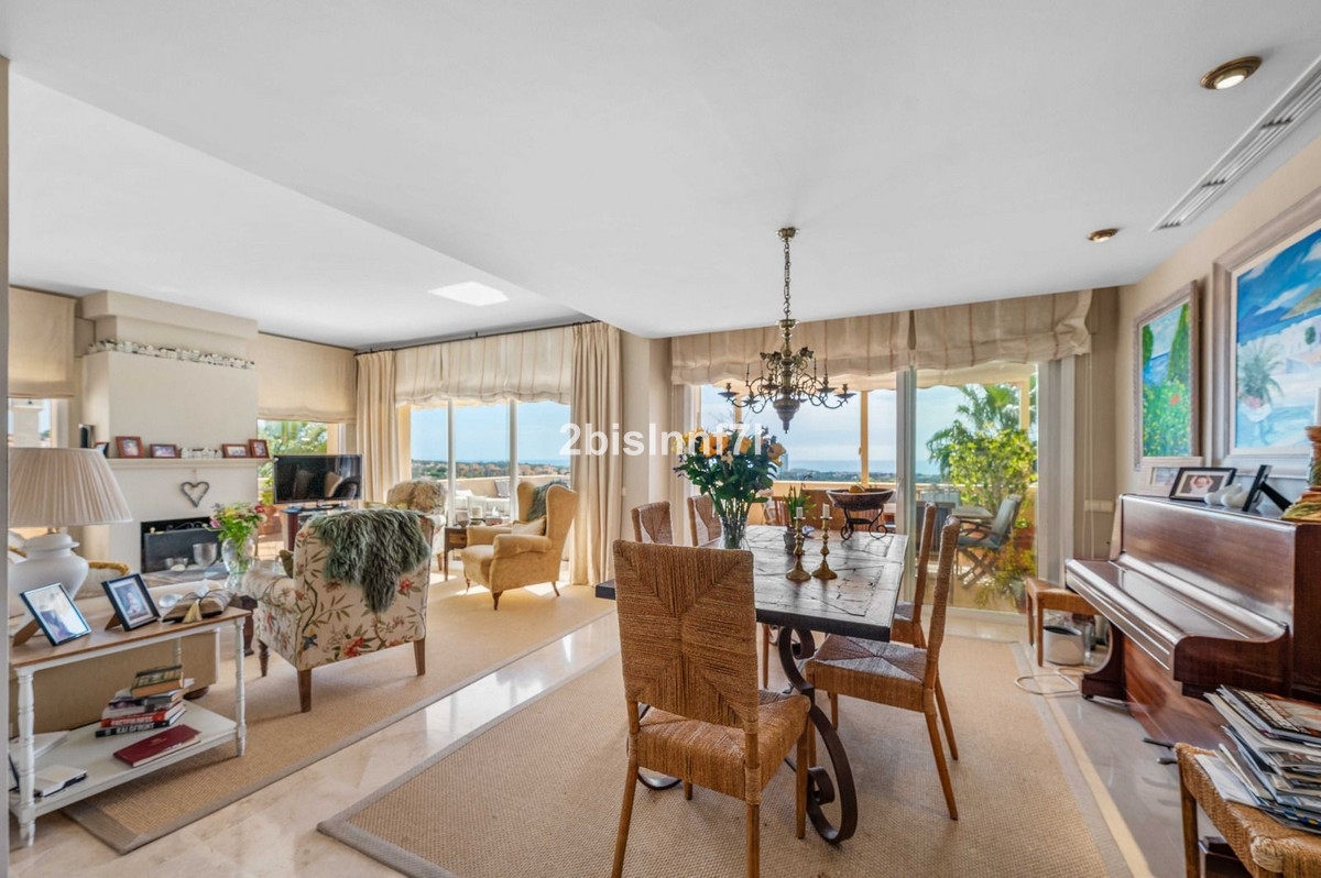 Apartamentos de 3 dormitorios en venta en Elviria Hills – R5337391 Apartamentos de 3 dormitorios en venta en Elviria Hills – R5337391
