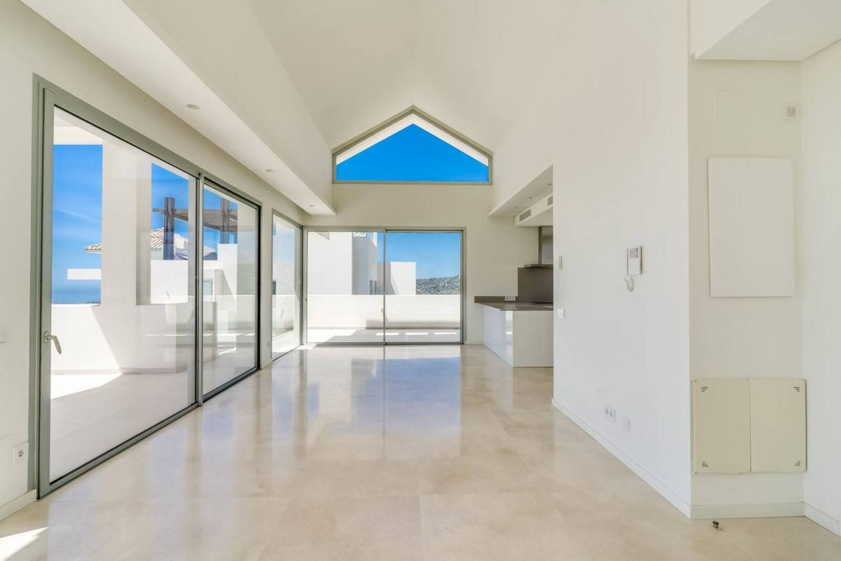 4 bedroom Penthouses for sale in Benahavís – R5011201 4 bedroom Penthouses for sale in Benahavís – R5011201