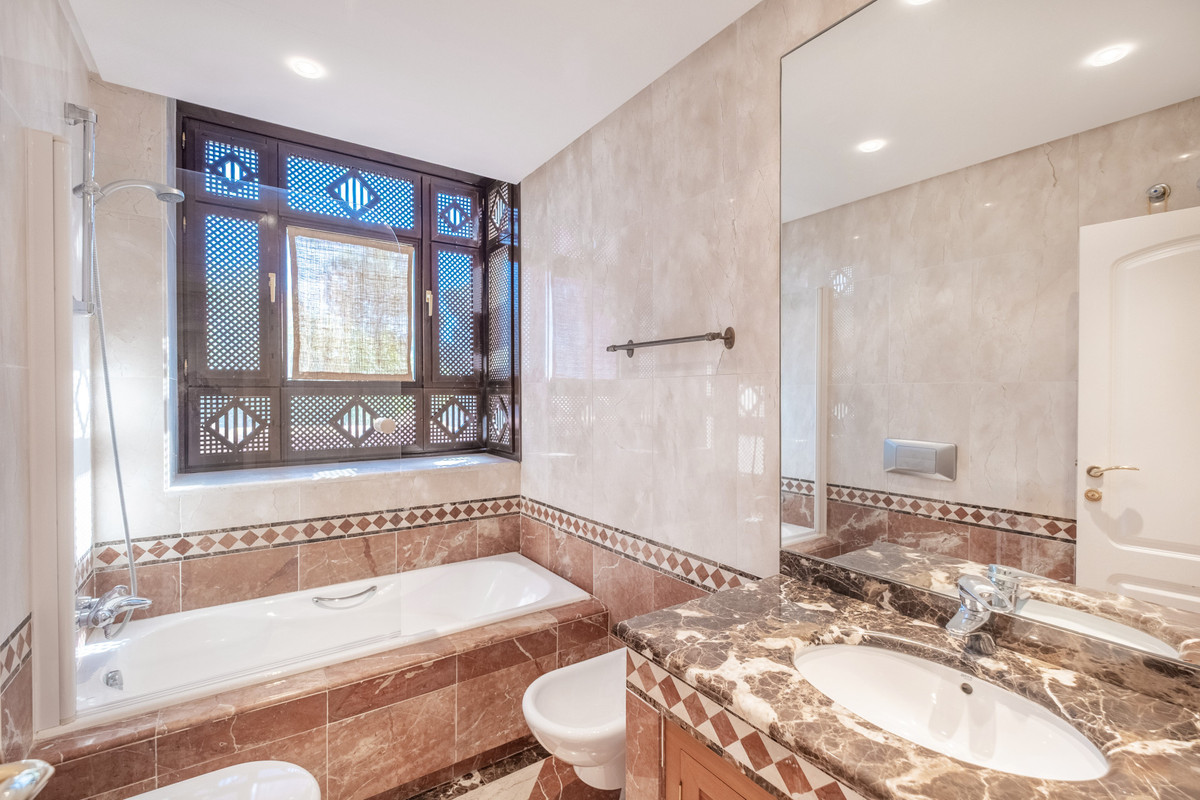 Aticos de 3 dormitorios en venta en Milla de Oro – R5236798 Aticos de 3 dormitorios en venta en Milla de Oro – R5236798