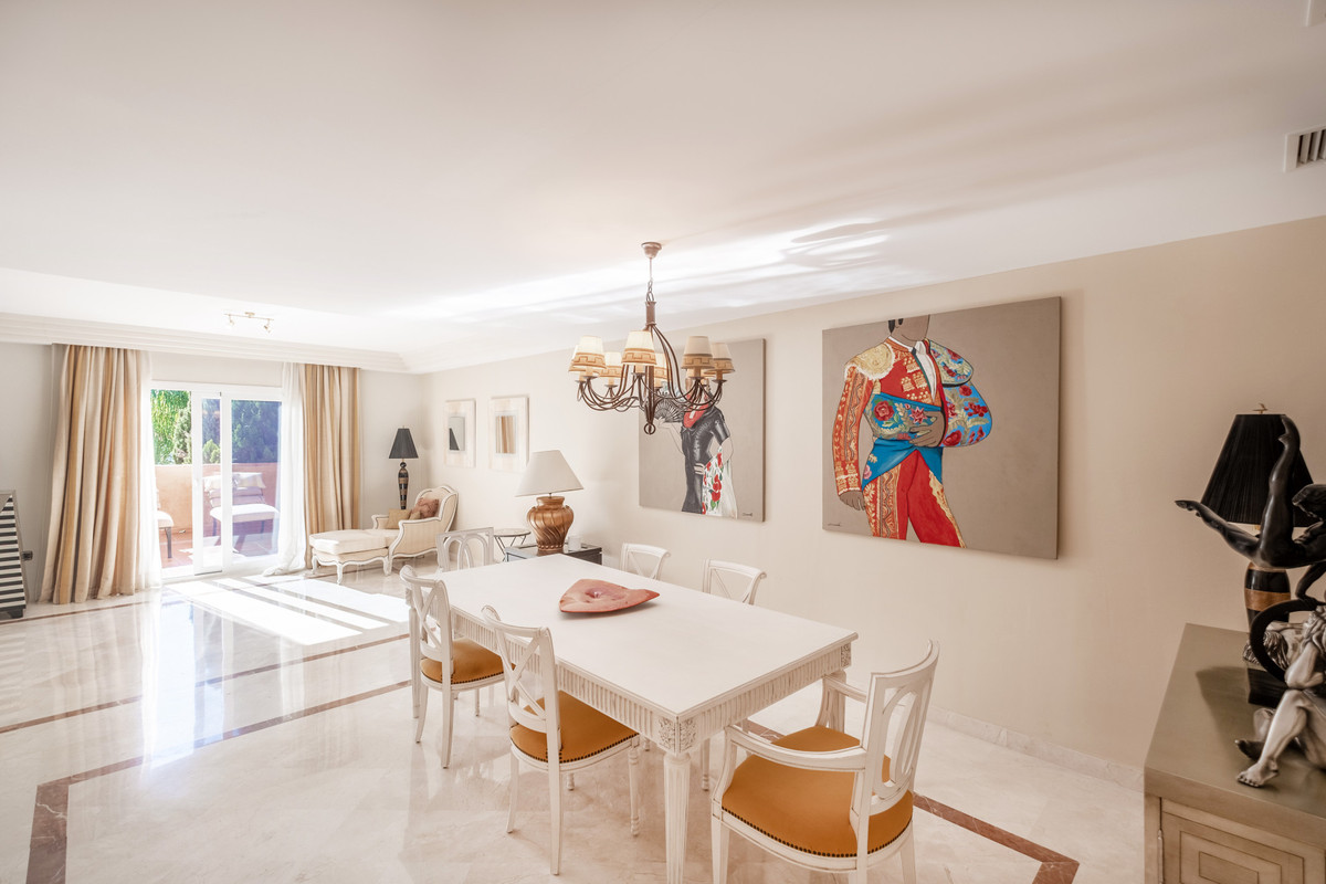 Aticos de 3 dormitorios en venta en Milla de Oro – R5236798 Aticos de 3 dormitorios en venta en Milla de Oro – R5236798