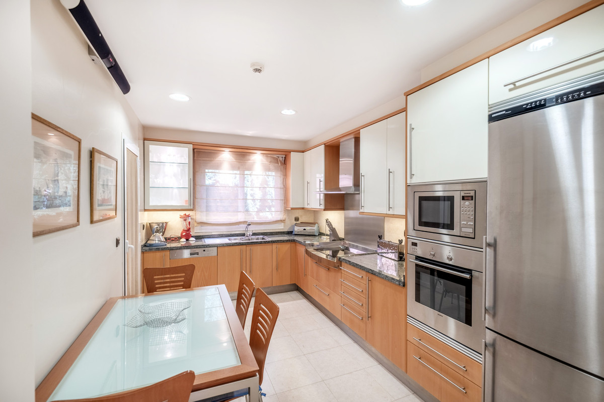 Aticos de 3 dormitorios en venta en Milla de Oro – R5236798 Aticos de 3 dormitorios en venta en Milla de Oro – R5236798