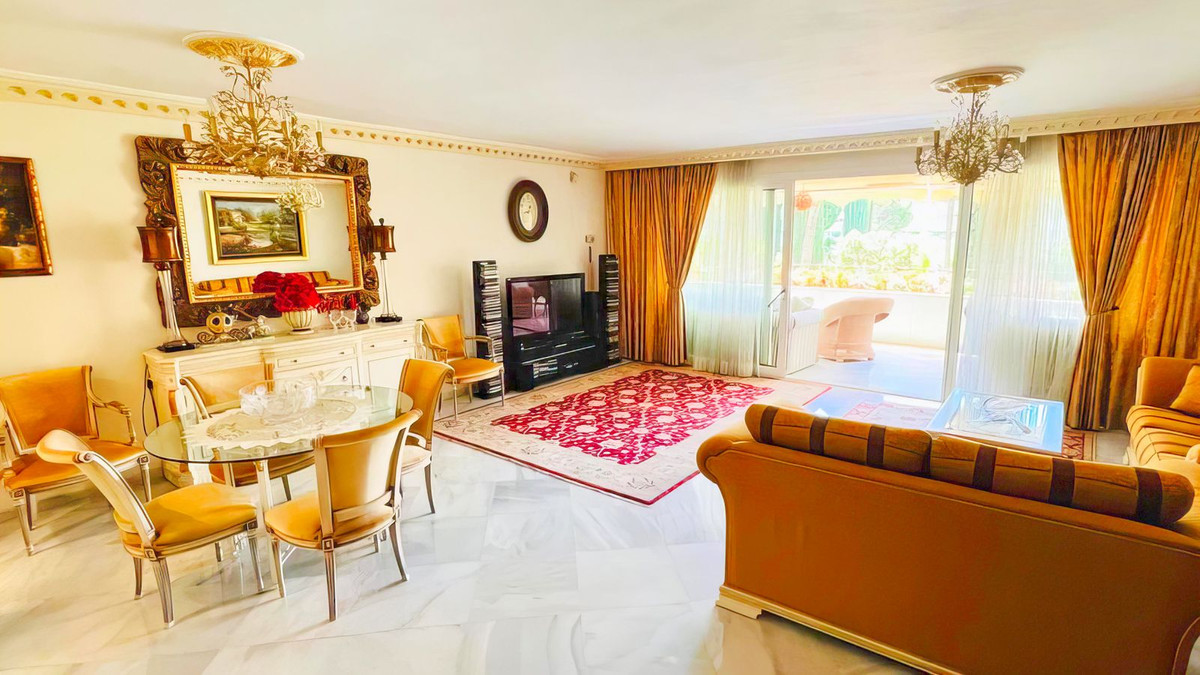 3 bedroom Apartments for sale in Marbella – R4728676 3 bedroom Apartments for sale in Marbella – R4728676