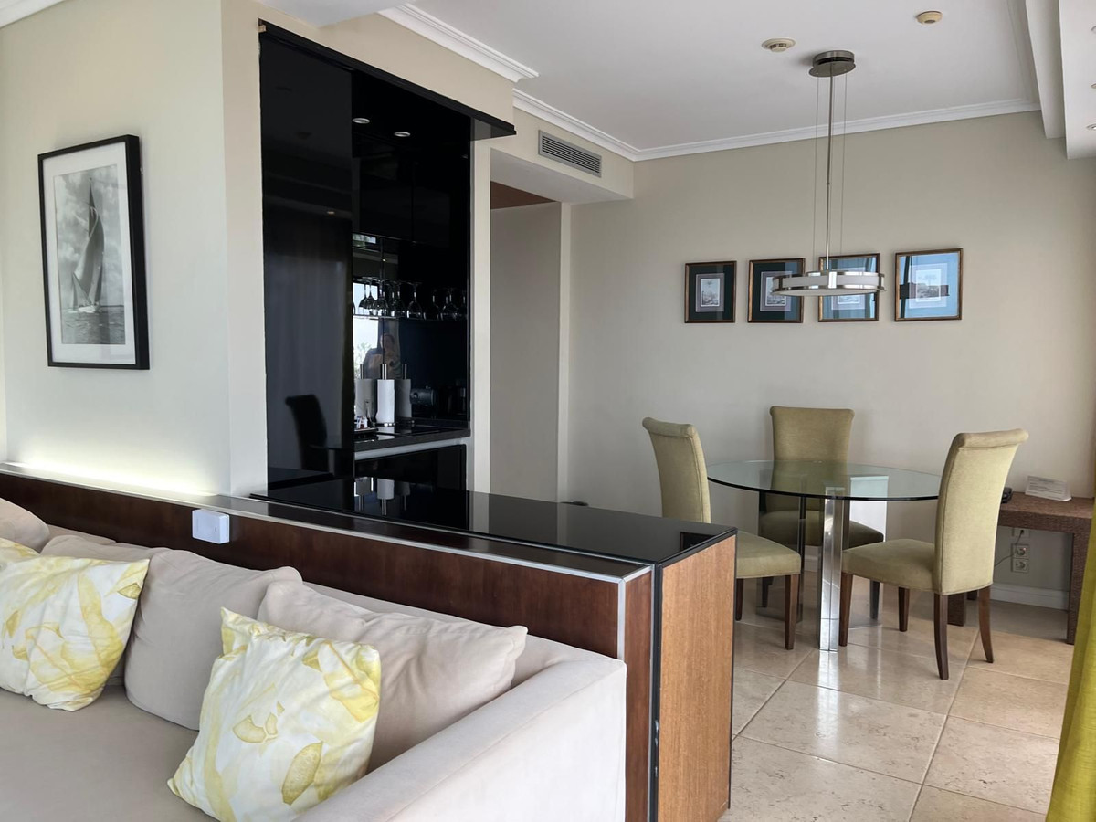 Aticos de 3 dormitorios en venta en Puerto Banús – R5159629 Aticos de 3 dormitorios en venta en Puerto Banús – R5159629