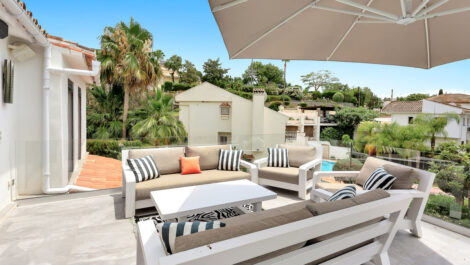 4 bedroom Villas for sale in El Rosario – R4765687
