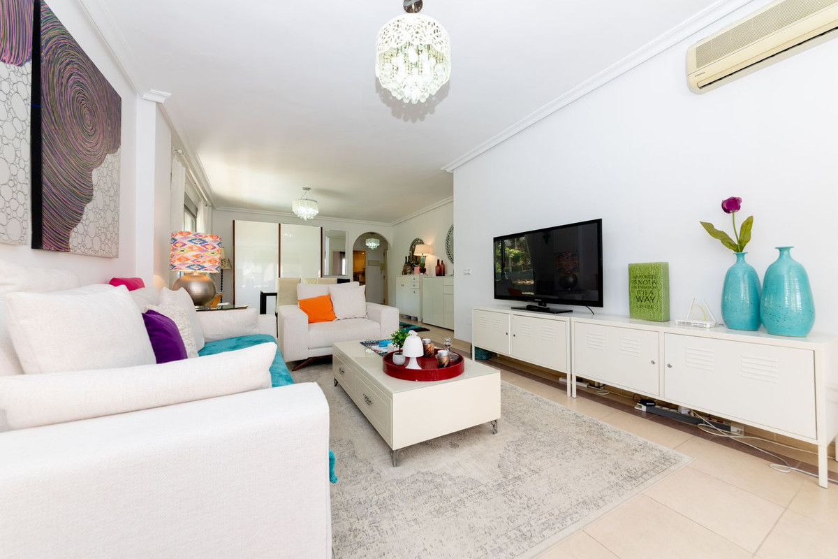Apartamentos de 2 dormitorios en venta en Nueva Andalucía – R5183269 Apartamentos de 2 dormitorios en venta en Nueva Andalucía – R5183269
