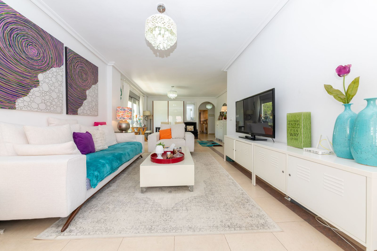 Apartamentos de 2 dormitorios en venta en Nueva Andalucía – R5183269 Apartamentos de 2 dormitorios en venta en Nueva Andalucía – R5183269