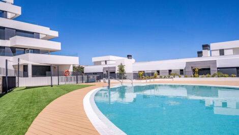 3 bedroom Apartments for sale in Altos de los Monteros – R5051689