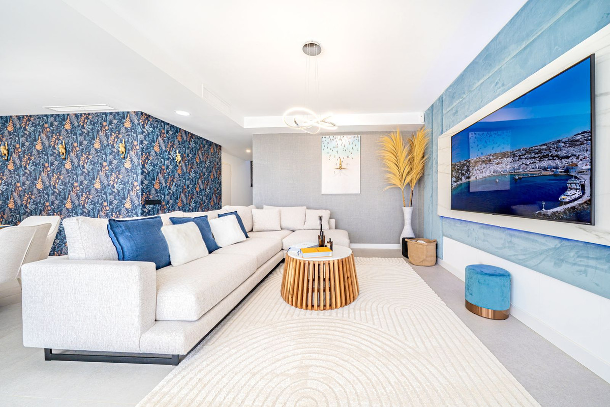Apartamentos de 3 dormitorios en venta en Altos de los Monteros – R5051689 Apartamentos de 3 dormitorios en venta en Altos de los Monteros – R5051689