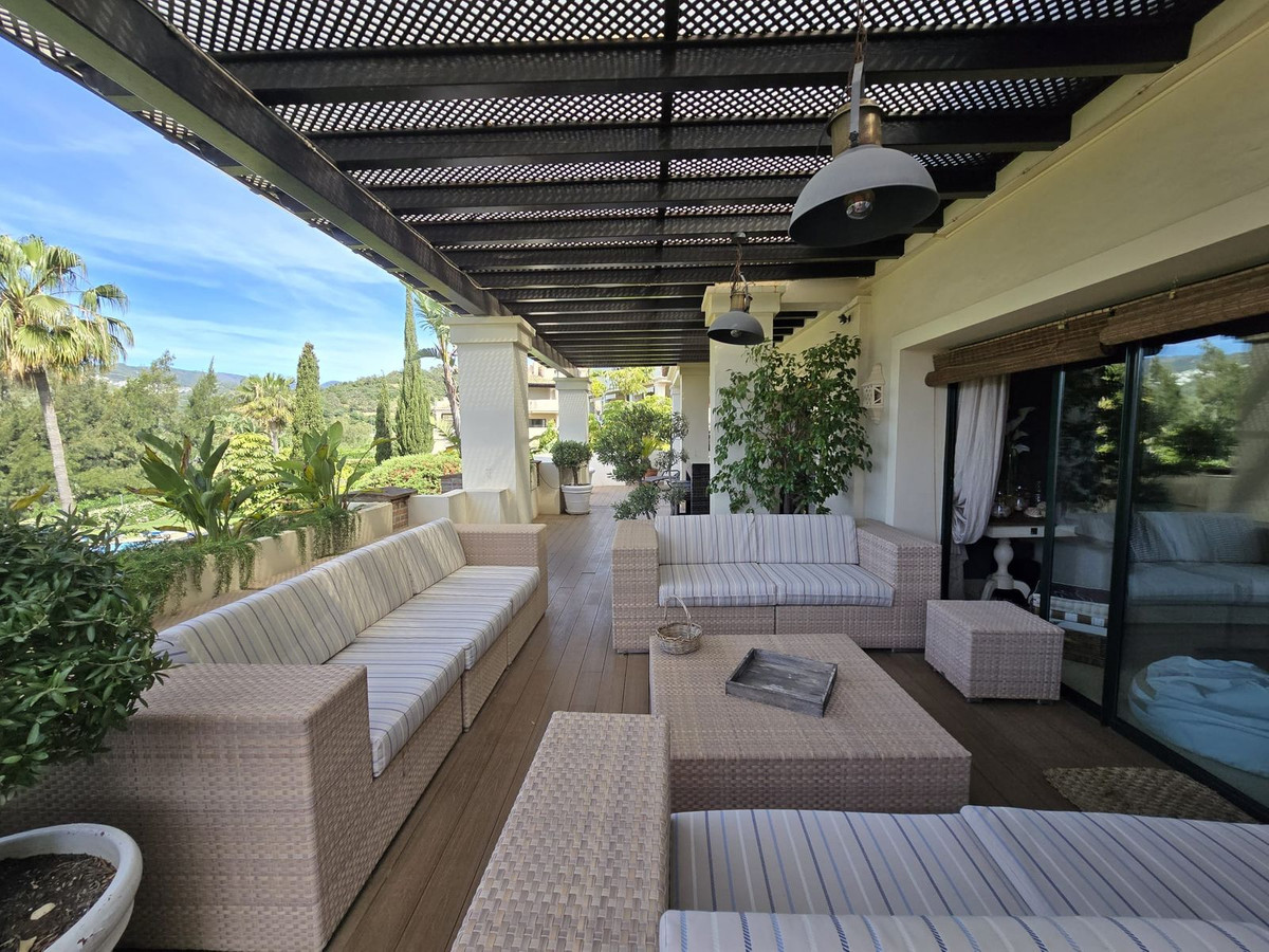 Apartamentos de 2 dormitorios en venta en Benahavís – R5364835 Apartamentos de 2 dormitorios en venta en Benahavís – R5364835