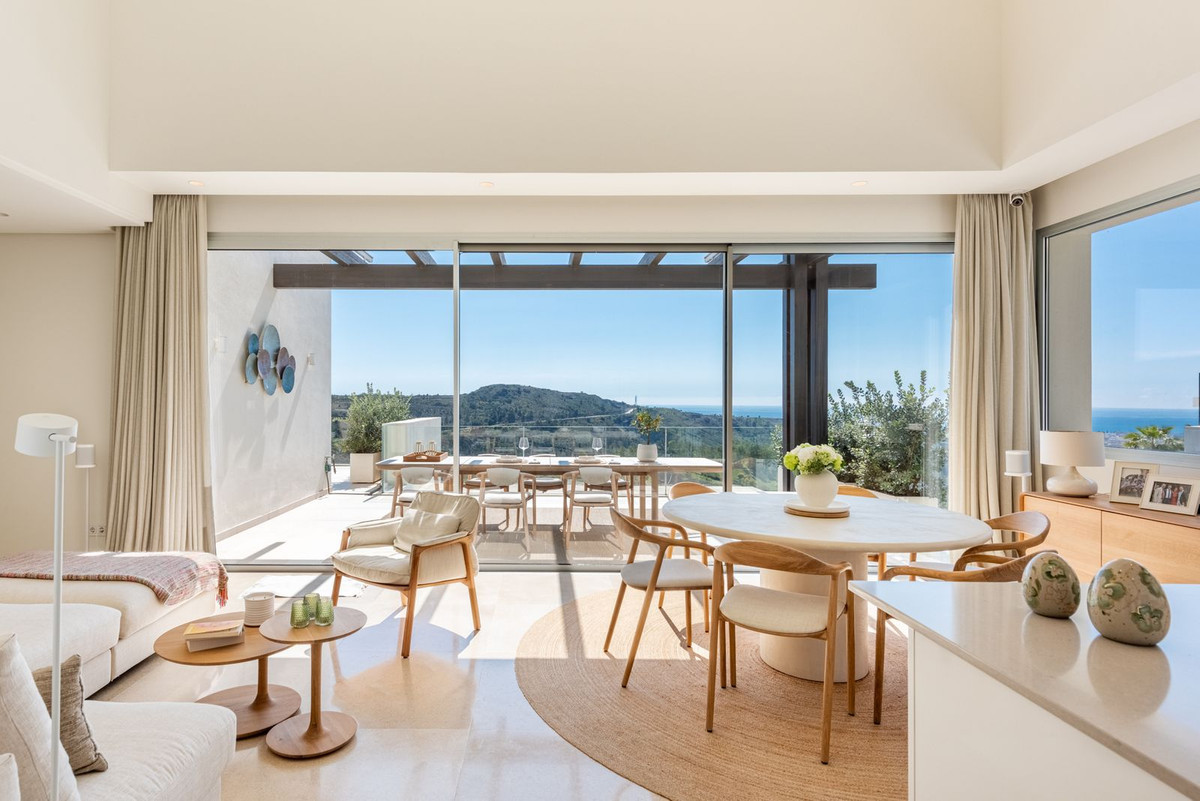 Apartamentos de 4 dormitorios en venta en Benahavís – R5348098 Apartamentos de 4 dormitorios en venta en Benahavís – R5348098