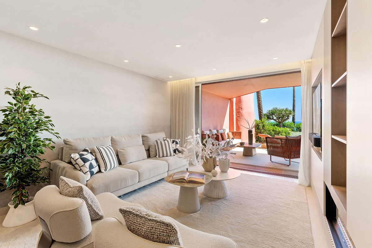 3 bedroom Apartments for sale in Nueva Milla de Oro – R5007925 3 bedroom Apartments for sale in Nueva Milla de Oro – R5007925