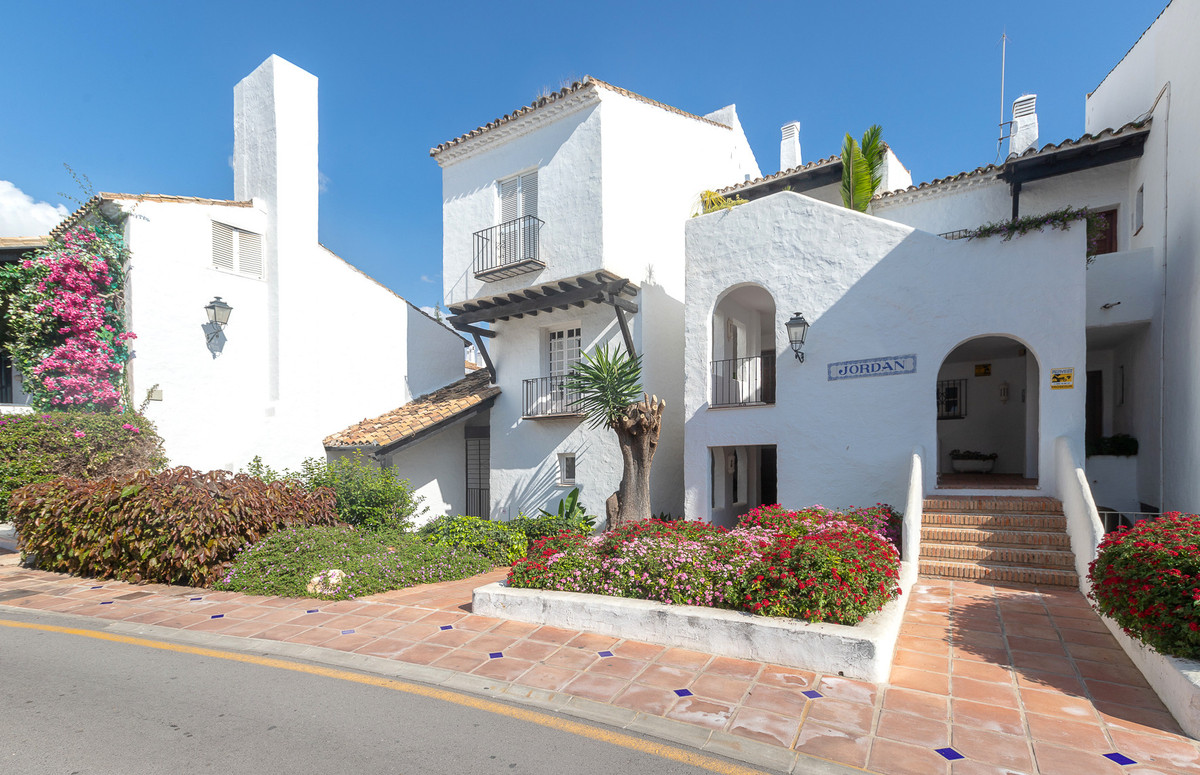 2 bedroom Apartments for sale in Milla de Oro – R5400331 2 bedroom Apartments for sale in Milla de Oro – R5400331
