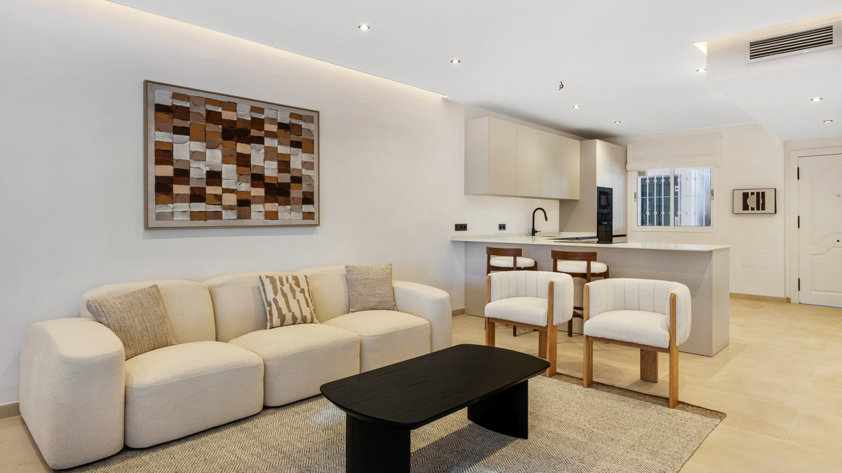 Apartamentos de 3 dormitorios en venta en Nueva Andalucía – R5290000 Apartamentos de 3 dormitorios en venta en Nueva Andalucía – R5290000