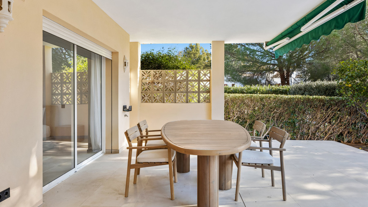 Apartamentos de 3 dormitorios en venta en Nueva Andalucía – R5290000 Apartamentos de 3 dormitorios en venta en Nueva Andalucía – R5290000