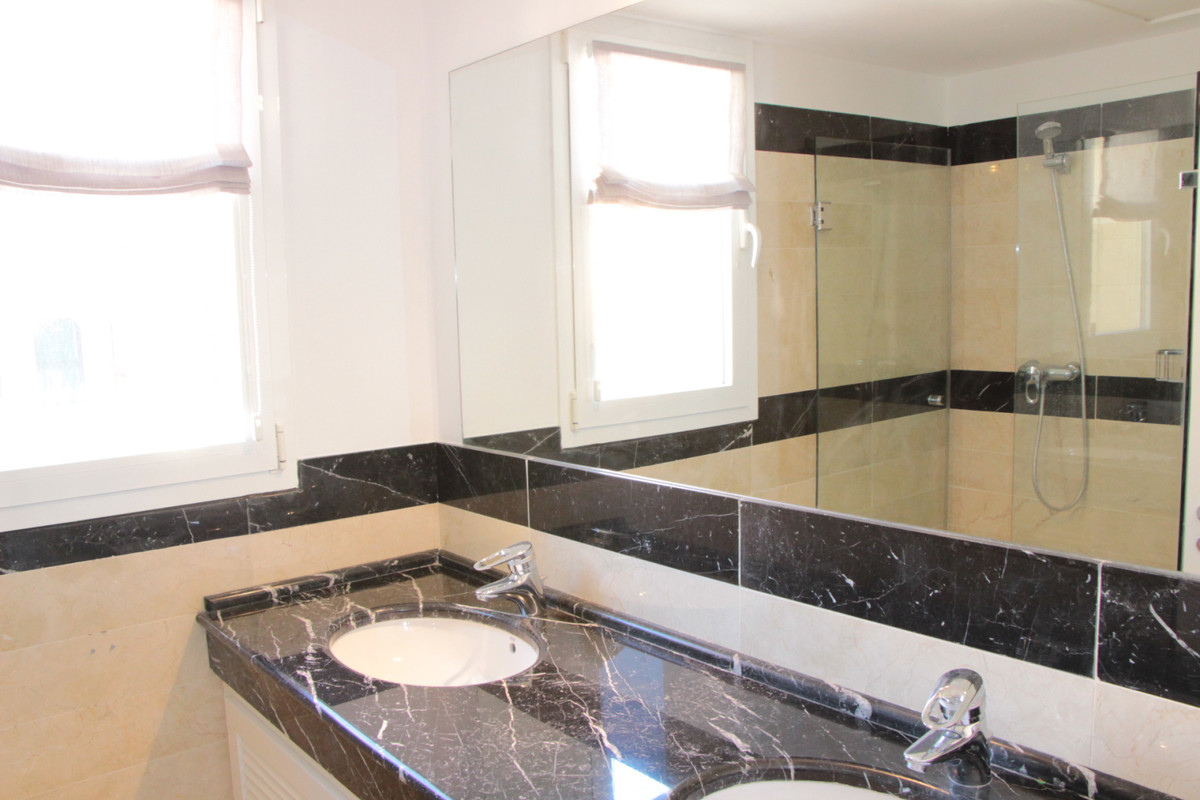 2 bedroom Apartments for sale in Marbella – R4705594 2 bedroom Apartments for sale in Marbella – R4705594