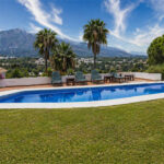 5 bedroom Villas for sale in Nueva Andalucía – R5106826 5 bedroom Villas for sale in Nueva Andalucía – R5106826
