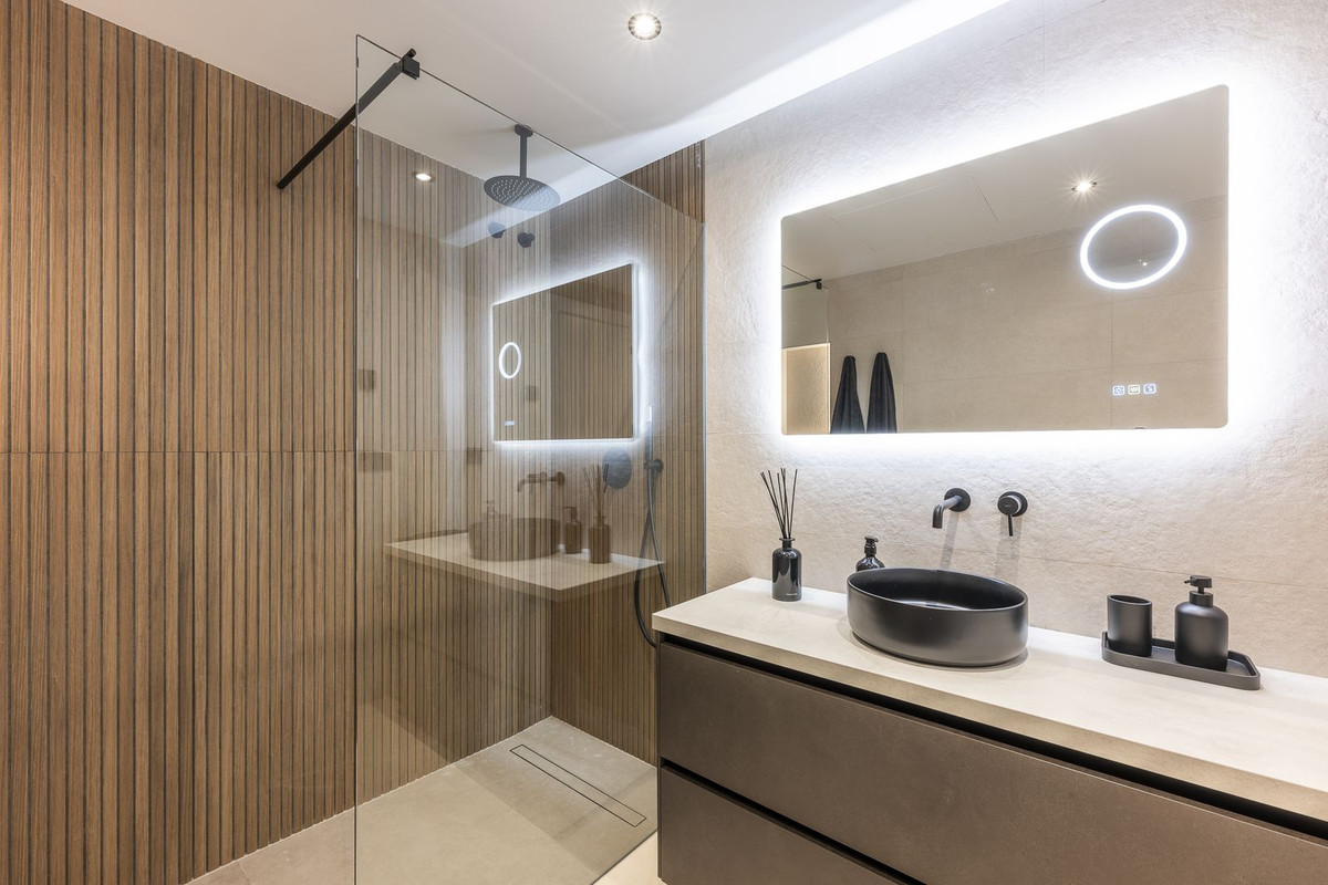 Apartamentos de 3 dormitorios en venta en Nueva Andalucía – R5014801 Apartamentos de 3 dormitorios en venta en Nueva Andalucía – R5014801