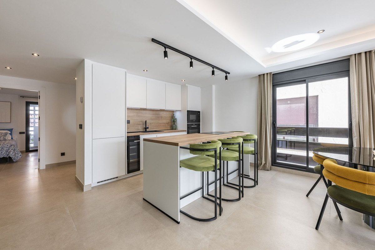 Apartamentos de 3 dormitorios en venta en Nueva Andalucía – R5014801 Apartamentos de 3 dormitorios en venta en Nueva Andalucía – R5014801