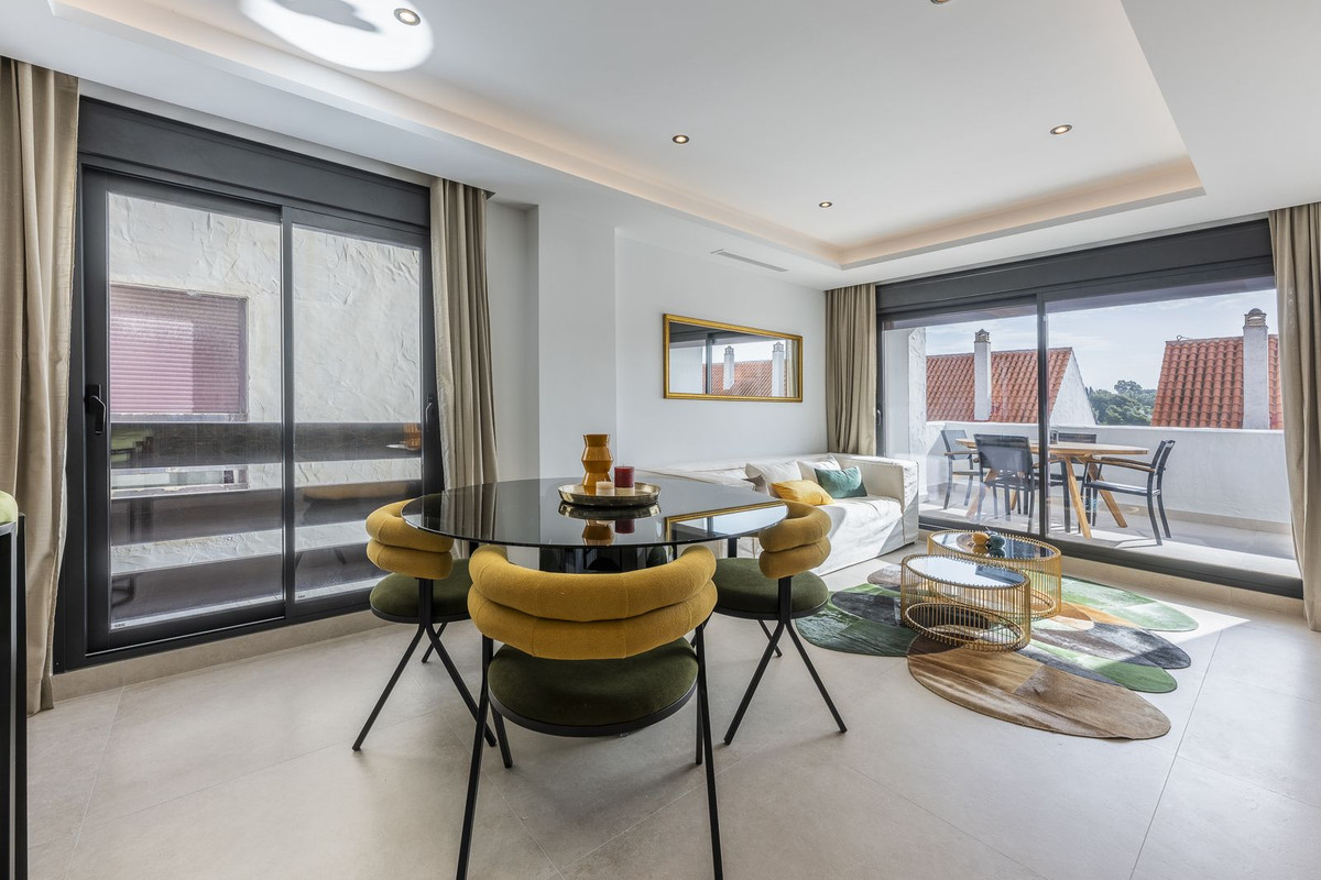 Apartamentos de 3 dormitorios en venta en Nueva Andalucía – R5014801 Apartamentos de 3 dormitorios en venta en Nueva Andalucía – R5014801