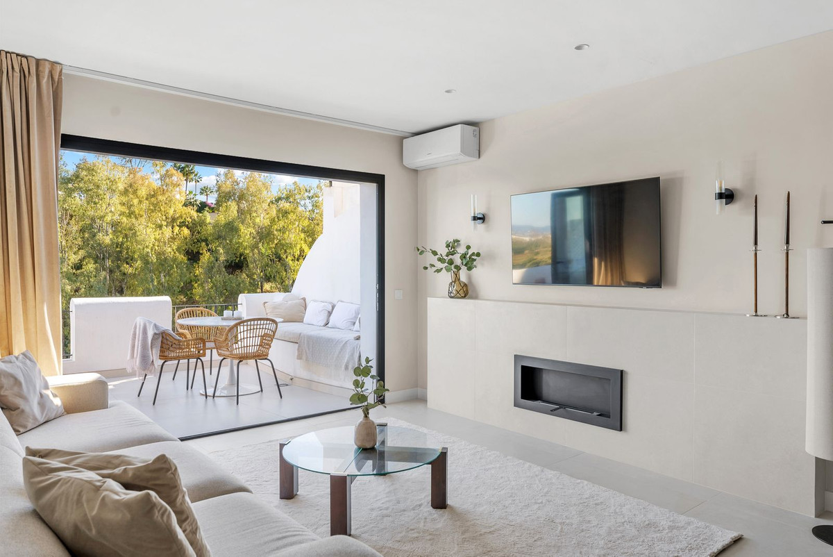 Apartamentos de 3 dormitorios en venta en Benahavís – R5050198 Apartamentos de 3 dormitorios en venta en Benahavís – R5050198