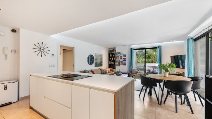 Apartamentos de 3 dormitorios en venta en Puerto Banús – R5384125 Apartamentos de 3 dormitorios en venta en Puerto Banús – R5384125 en