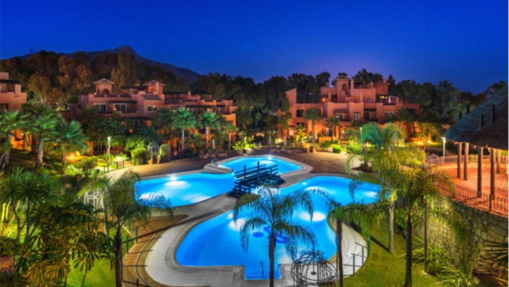 Apartamentos de 2 dormitorios en venta en Nueva Andalucía – R5318014 Apartamentos de 2 dormitorios en venta en Nueva Andalucía – R5318014 en